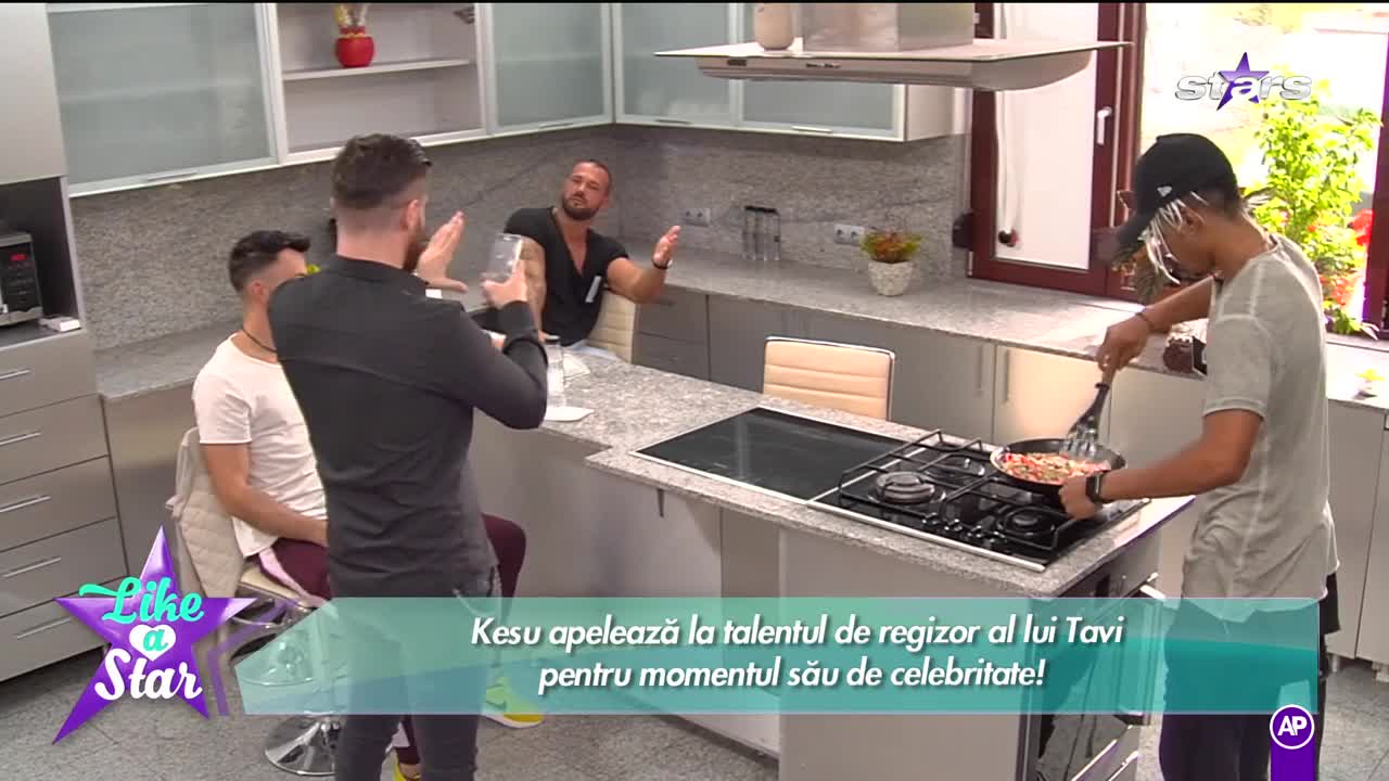 Kesu şi omleta lui de cinci stele!