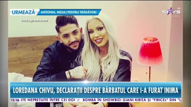 Loredana Chivu a fost filmată &icirc;n avion, &icirc;n timp ce se săruta cu un celebru manelist