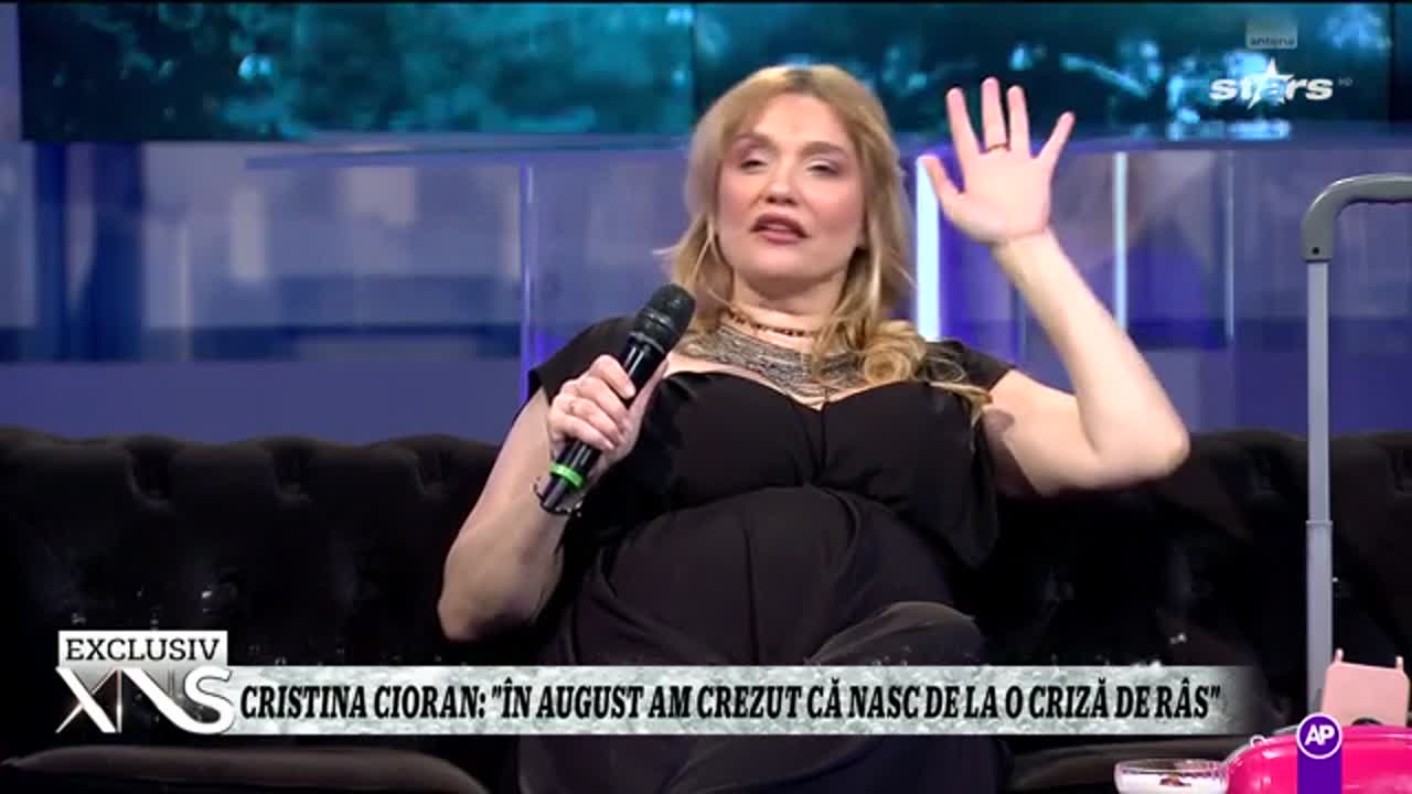 XNS | Eliza Natanticu și Adina Halas