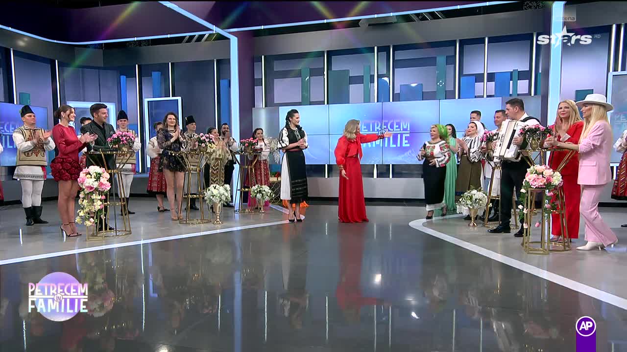 Petrecem în familie | Sezonul 3 - Episodul 14
