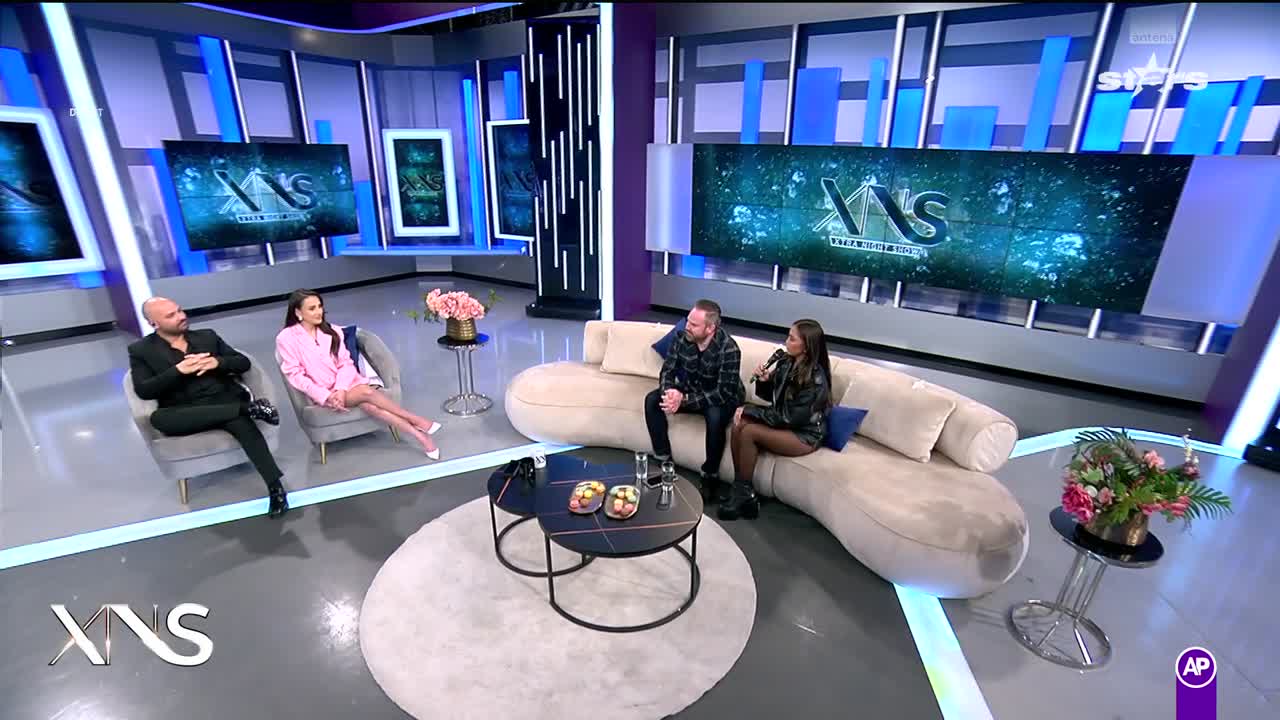 XNS | Carmen Trandafir și Bella Santiago