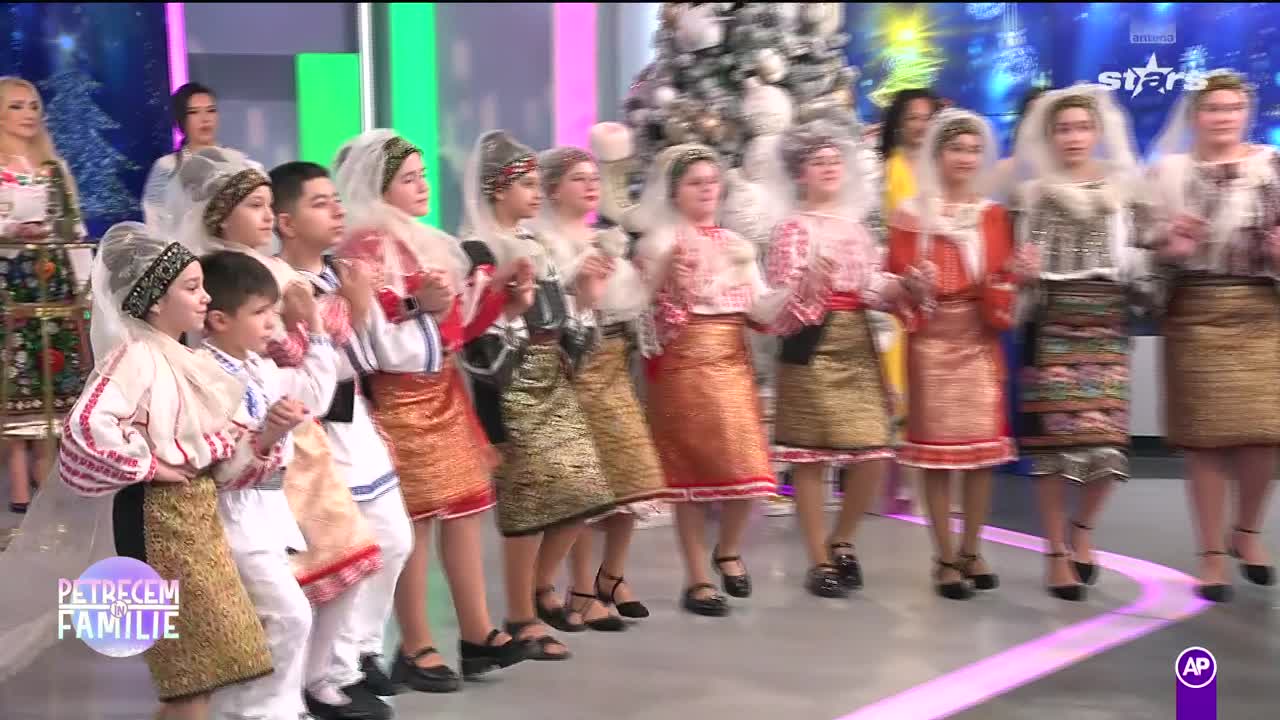 Petrecem în familie | Sezonul 4 - Episodul 18