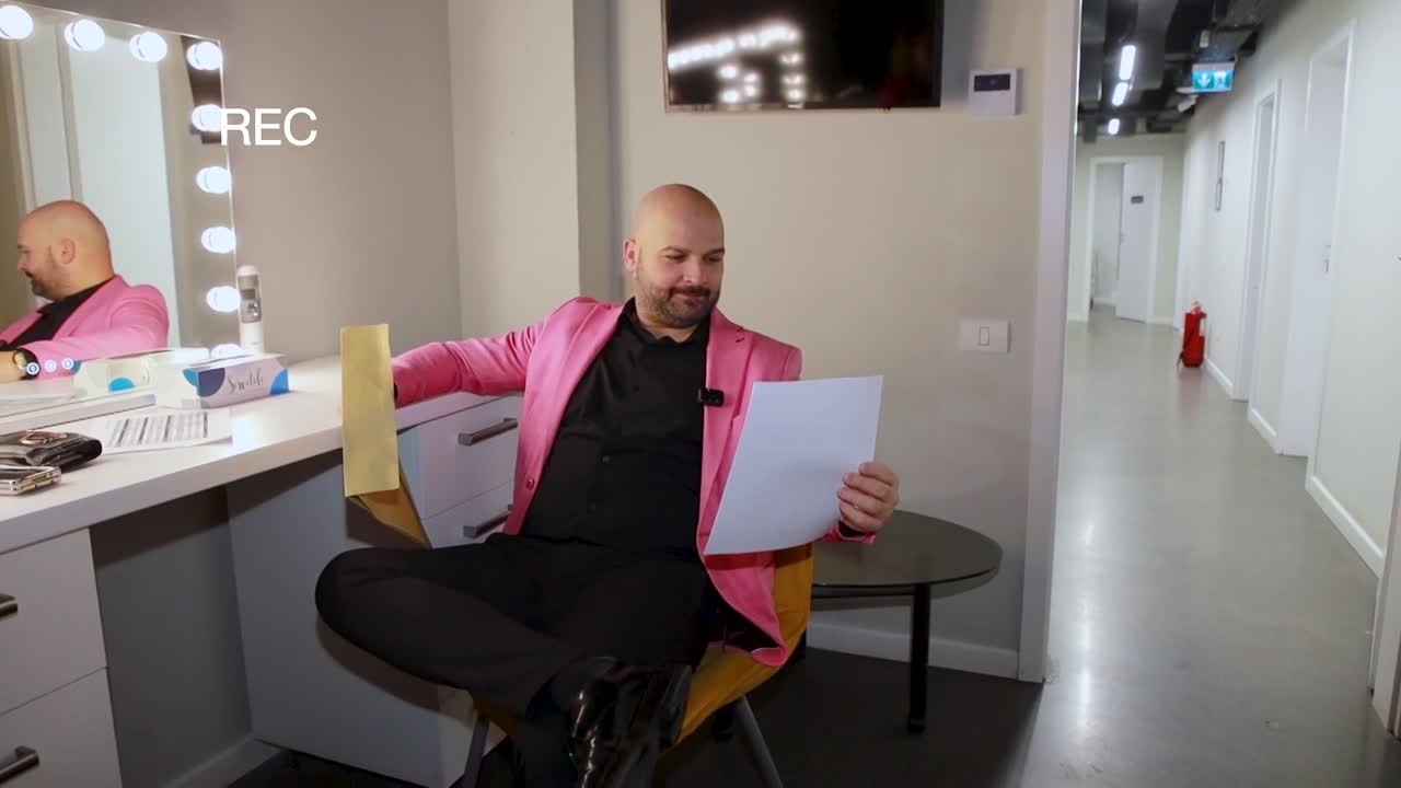 Viaţa fără filtru - Infiltraţi în culise