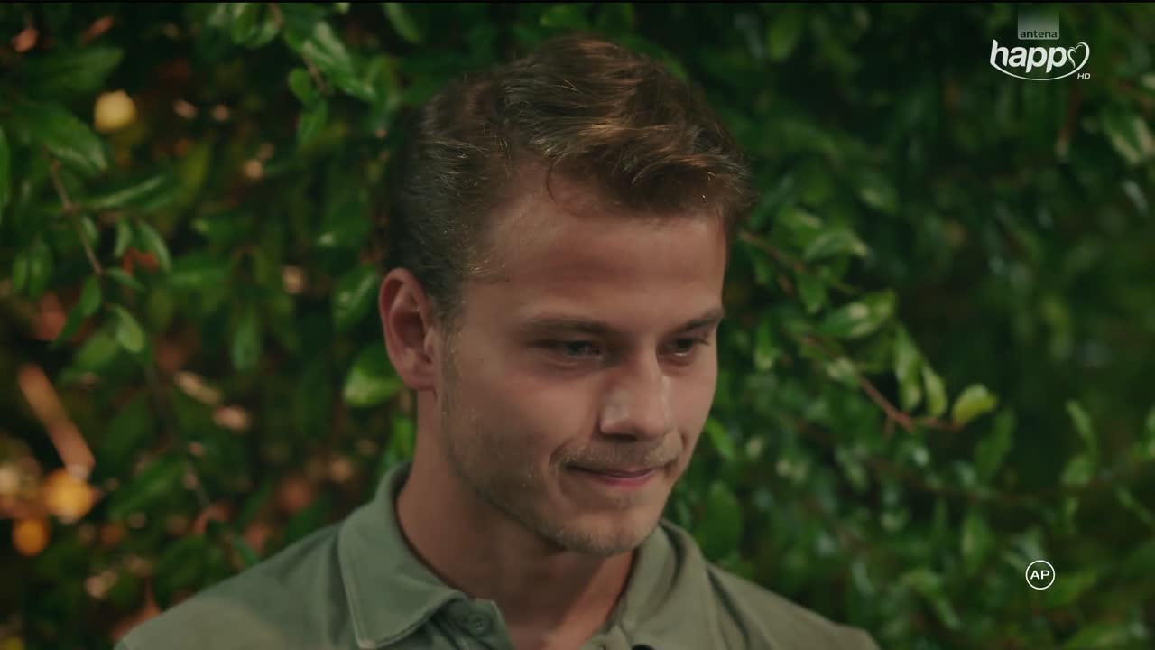 Pe aripile iubirii | Episoadele 241 și 242