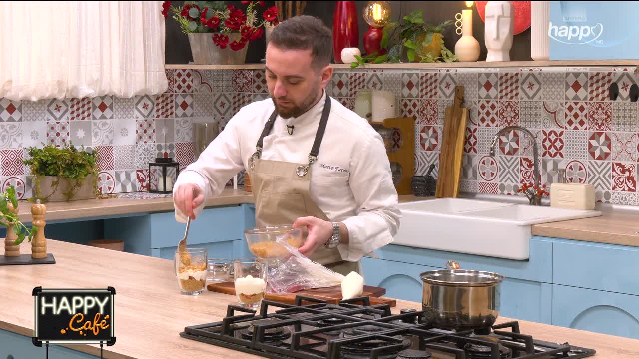Happy Cafe cu chef Marco