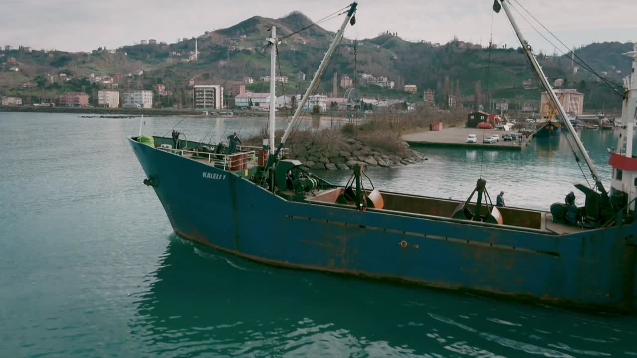 E9 | Lacrimi la Marea Neagră