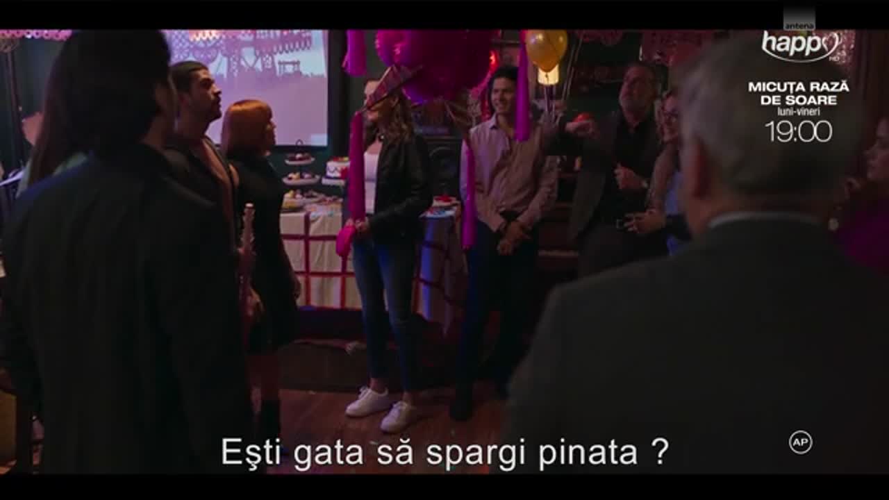 E62 | Velvet: Imperiul modei