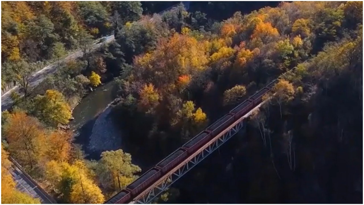 Comoara ascunsă în munţii Carpaţi. Cel mai spectaculos tronson din România încă aşteaptă să fie descoperit de turişti: “O minunăţie”