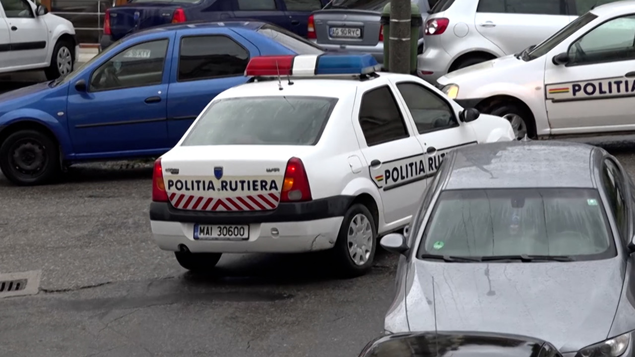 Un fost poliţist şi-a bătut cu sălbăticie fosta iubită în plină stradă, în Arad