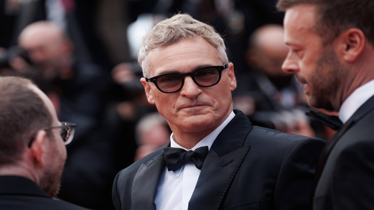 Festivalul Cannes 2025. Actorul Joaquin Phoenix, în lacrimi. Filmul "Eddington" a primit 7 minute de ovații