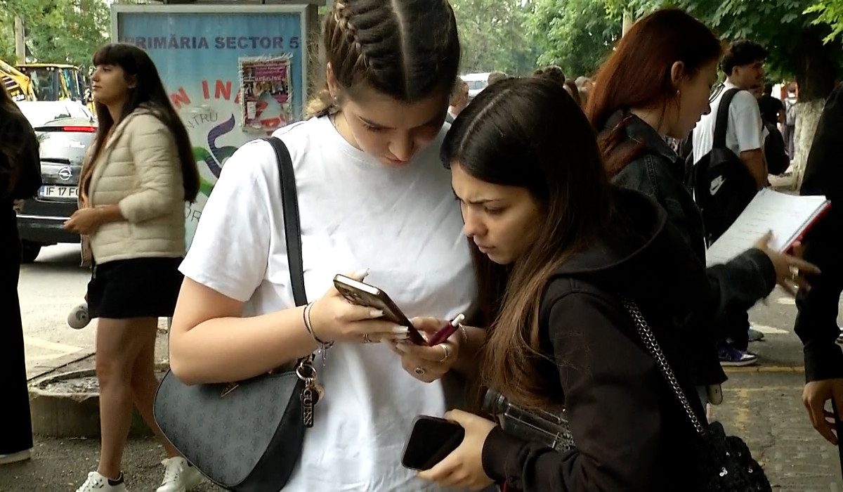 Bărbat din Cluj, prins trişând cu un pix inteligent la BAC. Nu era prima dată când susţinea examenul