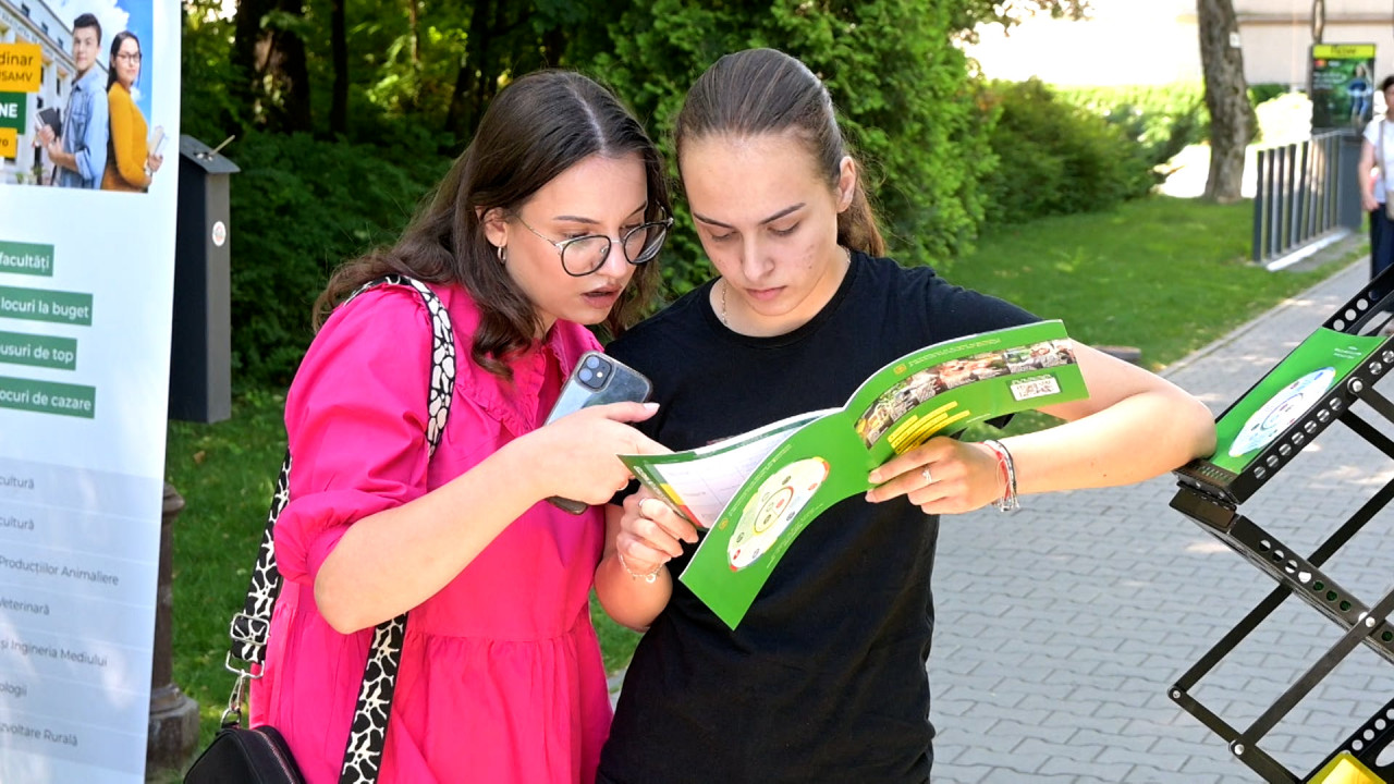 Universitatea cu 1.400 de locuri la buget, care le promite studenților "job asigurat" după absolvire