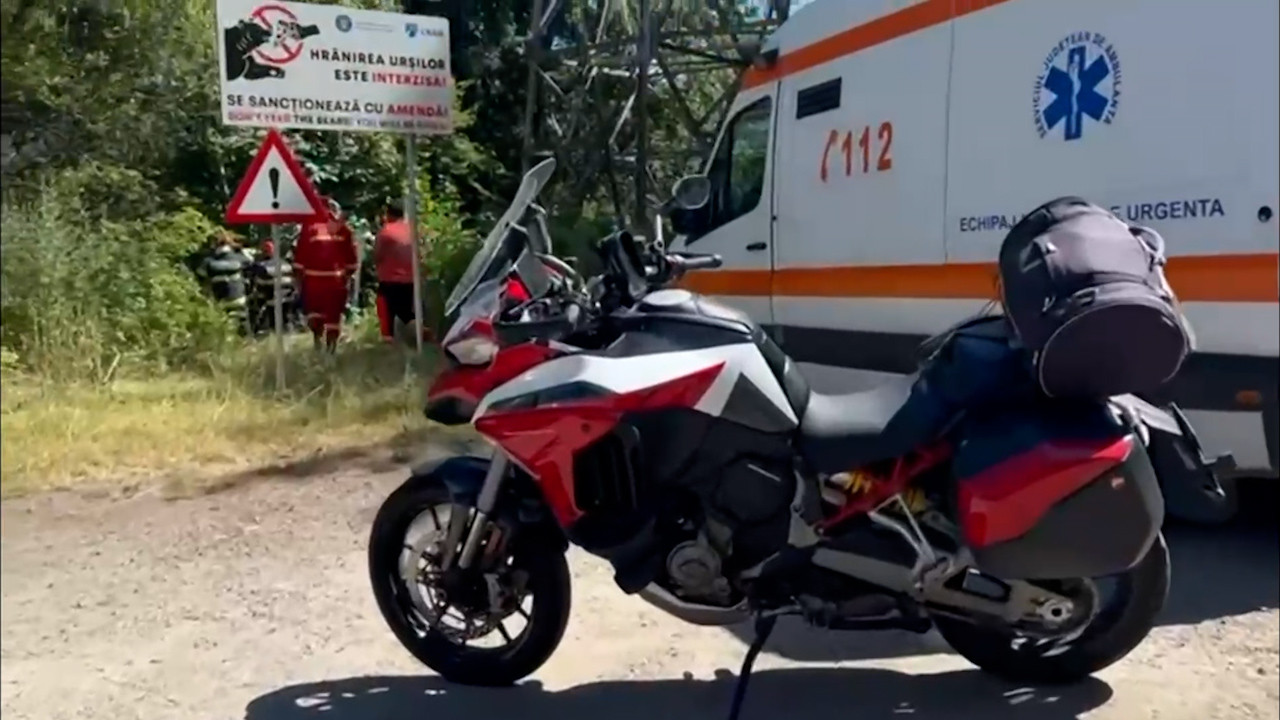 Un motociclist italian a fost omorât de urs pe Transfăgărăşan. Cadavrul, descoperit în pădure
