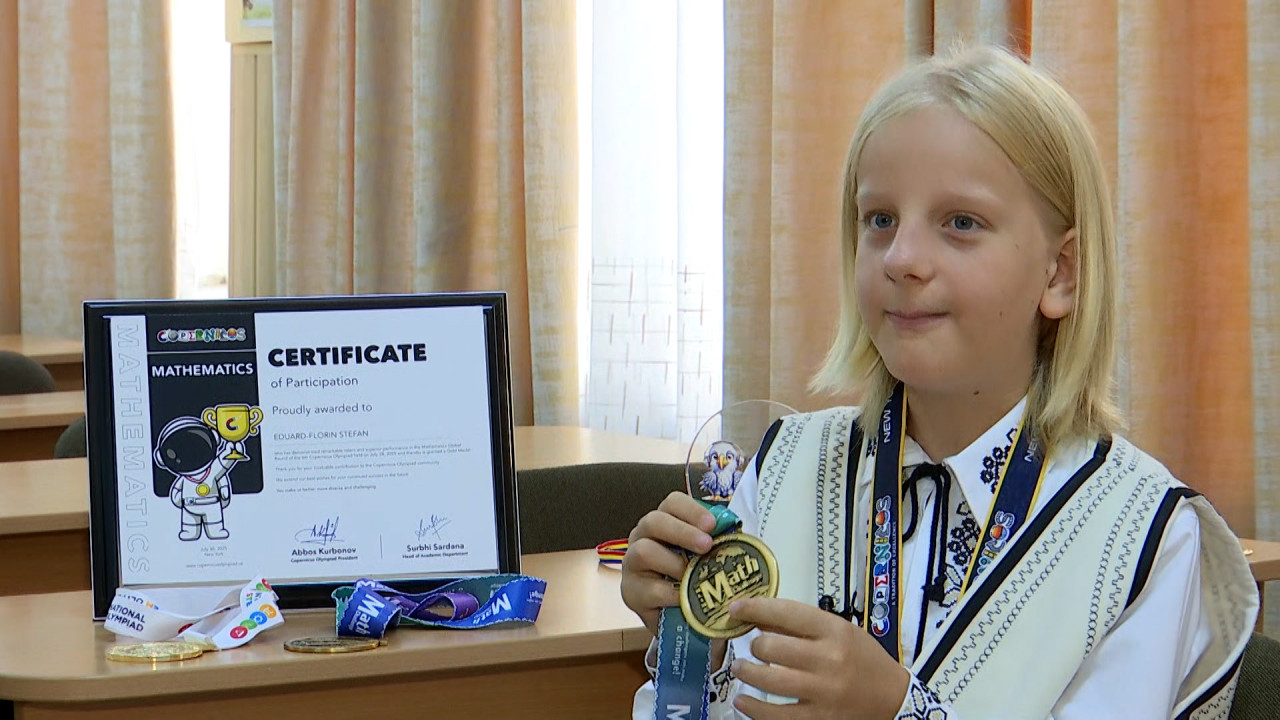 La numai 11 ani, Eduard este multiplu campion internaţional la matematică. Visează să ajungă la NASA