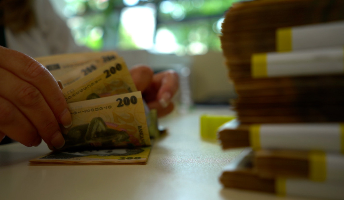 Propunere de modificare la pensiile private: Cei cu probleme medicale vor putea retrage suma integrală