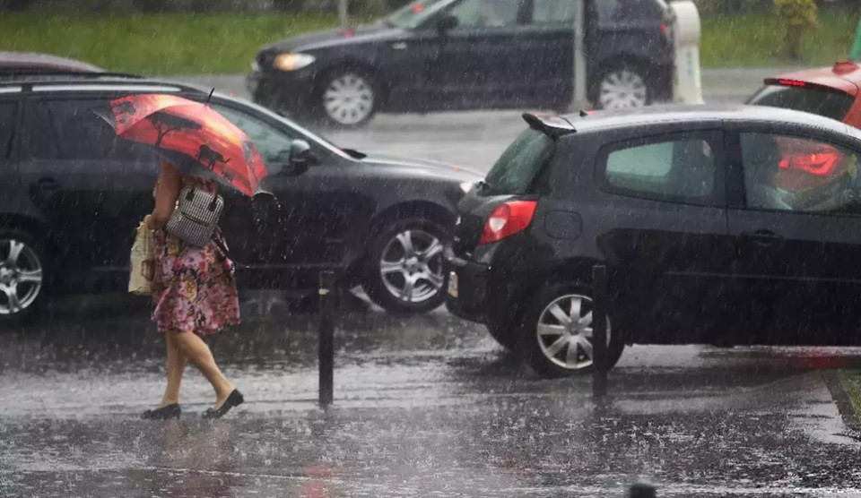 Vremea se schimbă: Furtuni puternice în mai multe județe. ANM a emis cod portocaliu
