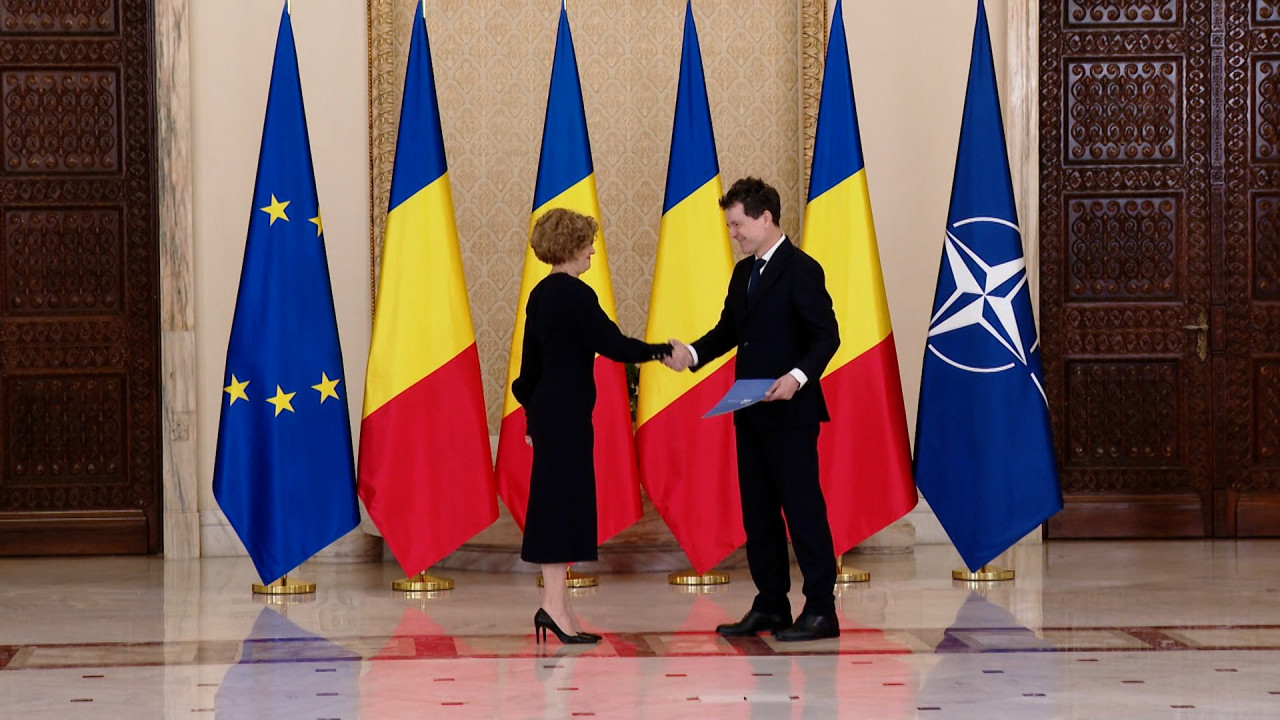 De la "Dăruiește Viață" la Palatul Victoria: Ce atribuţii va avea noul vicepremier Oana Gheorghiu