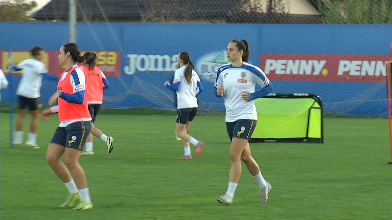 Pasiune, forță și visuri împlinite: poveștile româncelor care au cucerit fotbalul european