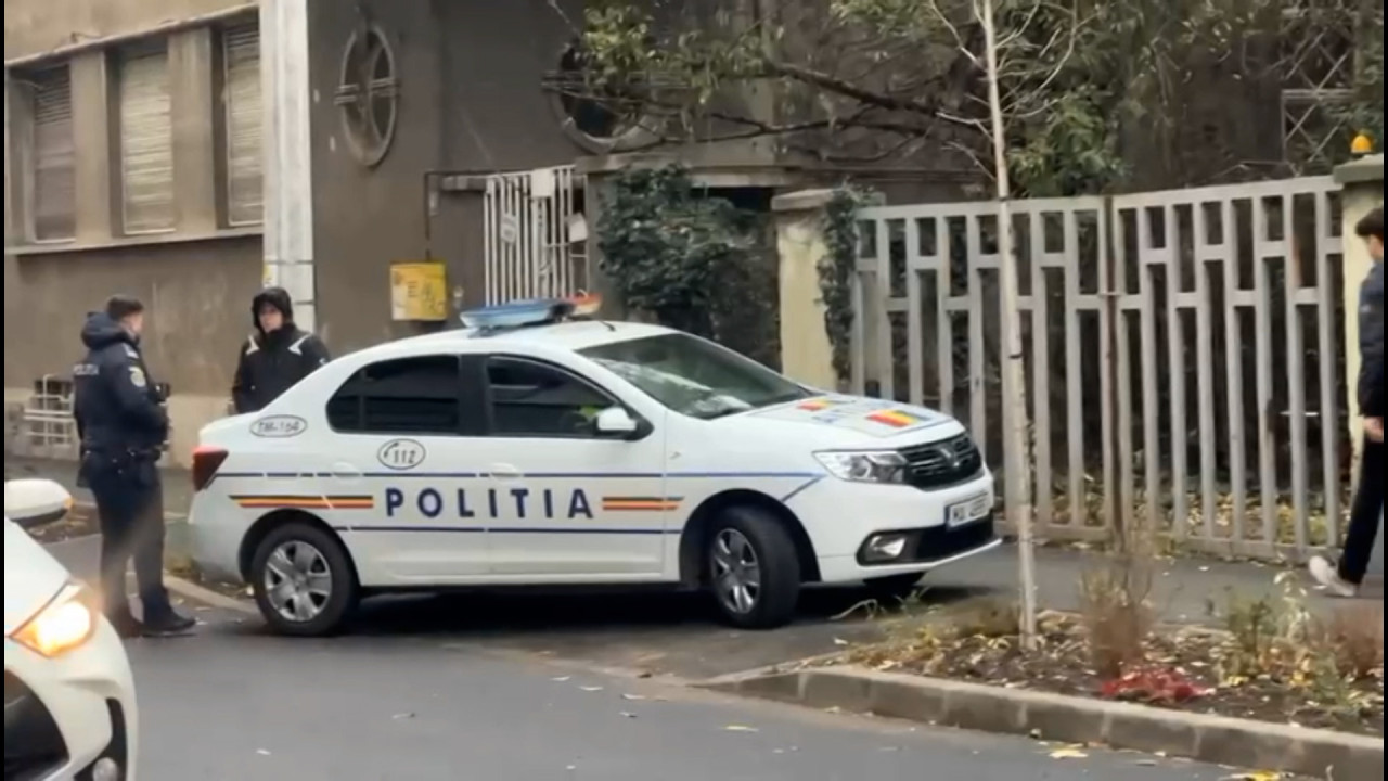 Fetiță înjunghiată de mama ei, în Timișoara
