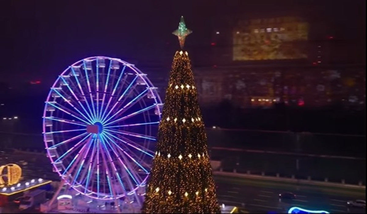 Iluminatul festiv de Crăciun în București 2025