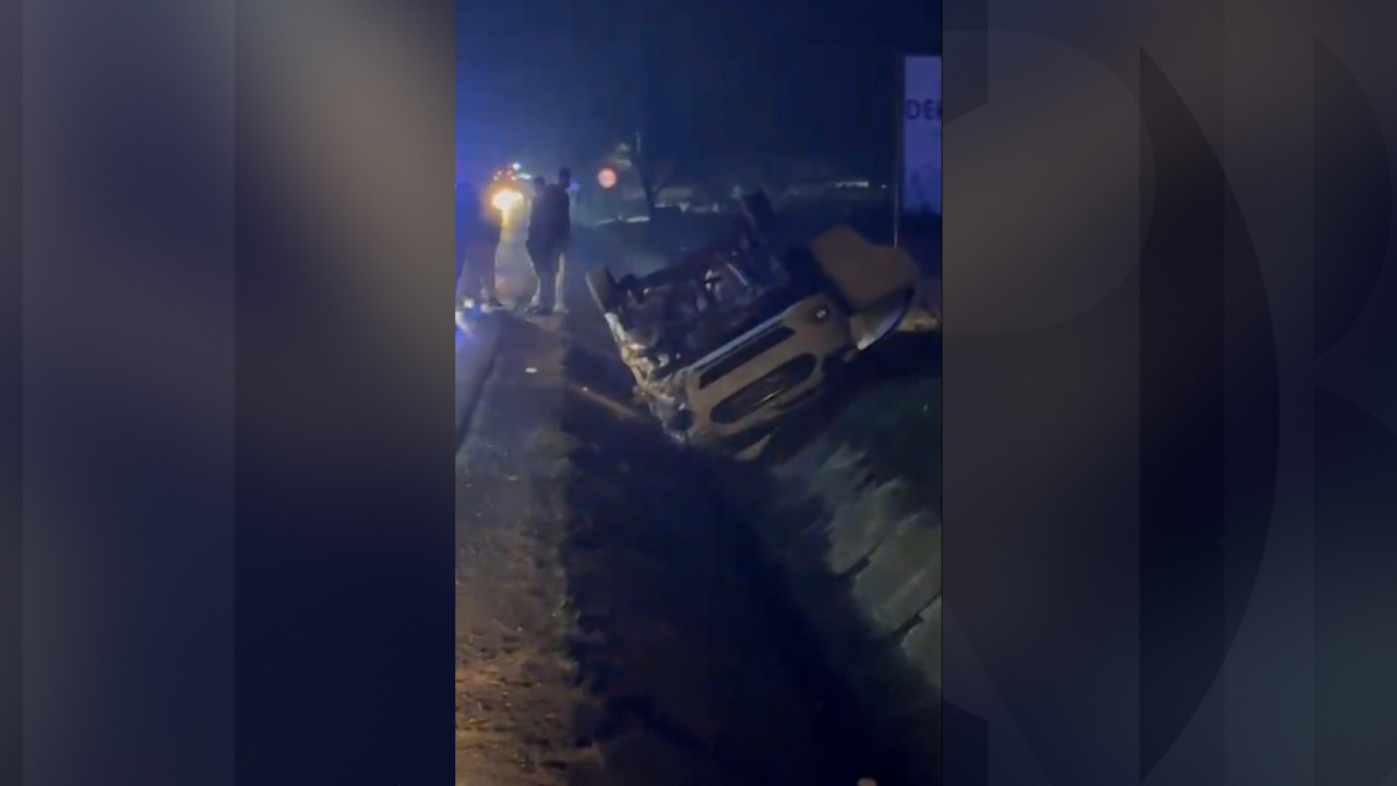 Un sofer beat a intrat pe contrasens &#537;i a lovit frontal o ma&#537;in&#259; cu doi v&acirc;rstnici &#351;i nepoata lor, &icirc;n Tecuci