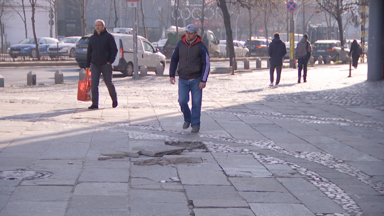 Turiştii străini, dezamăgiţi de o problemă a Bucureştiului. "Am văzut că nu este sigur"