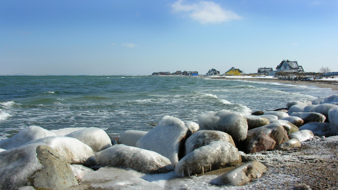 Vreme mohorâtă la mare şi munte. Cum se anunţă prognoza meteo pentru zilele de Crăciun