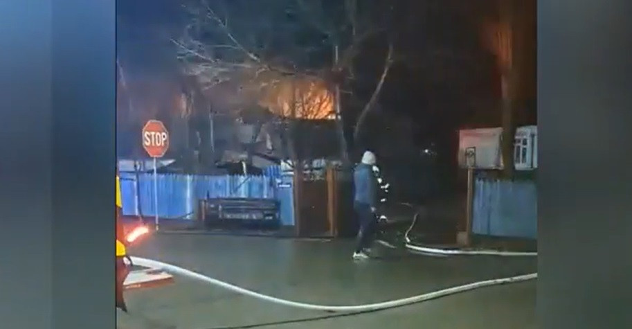 Copil de 3 ani, arsuri grave în Iași