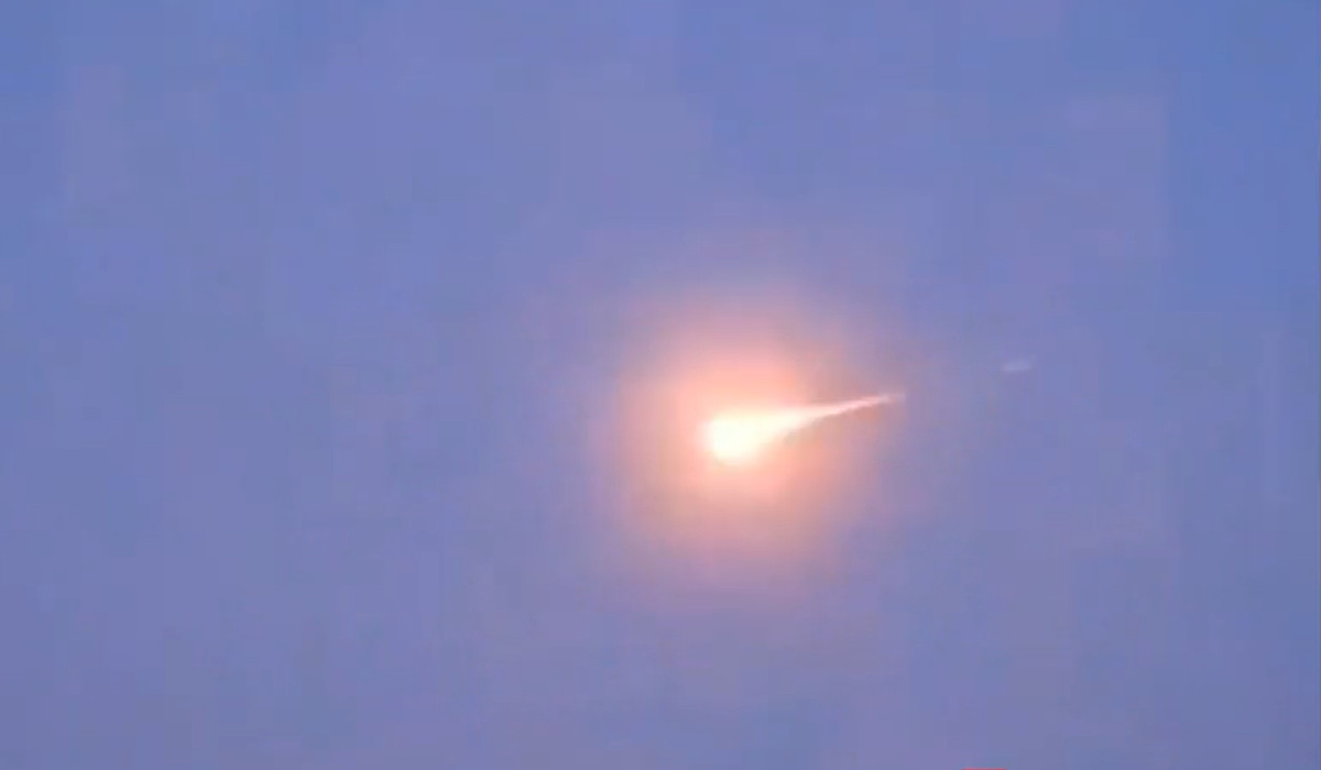 Momentul în care un meteorit traversează cerul Europei. A fost observat în Germania şi Olanda
