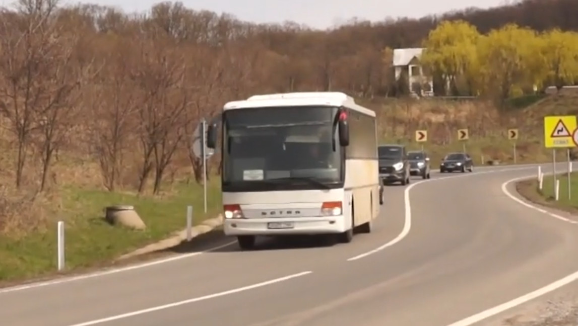Elevă căzută din autocar în Bistrița-Năsăud