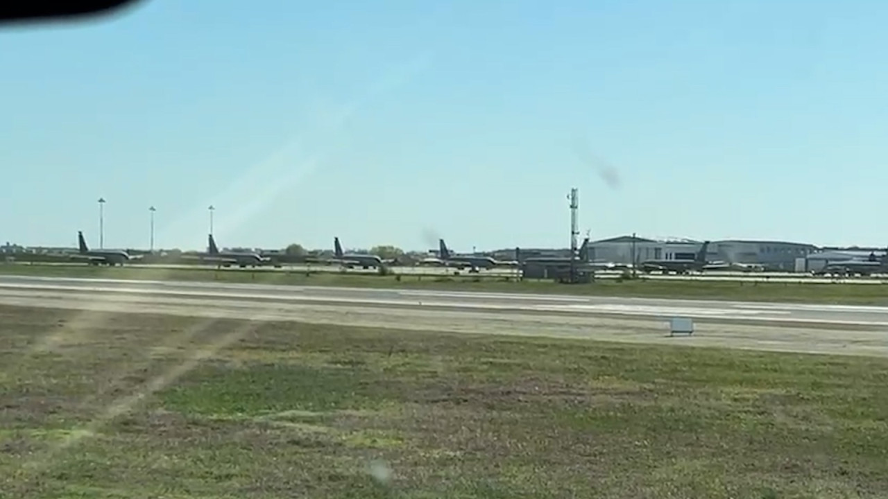 Poza pentru articolul Activitate intensă la Baza 90 Otopeni în ziua expirării ultimatumului lui Trump către Iran