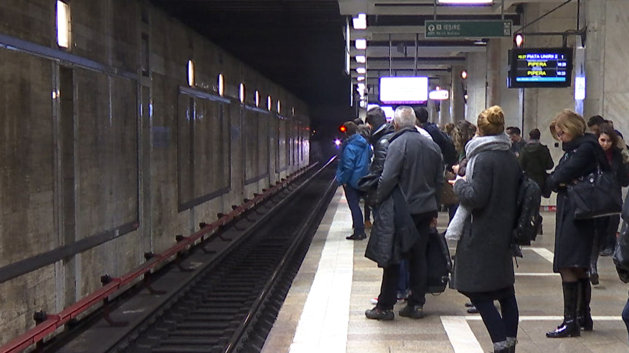 Tarifele metroului din București cresc cu 40% din mai
