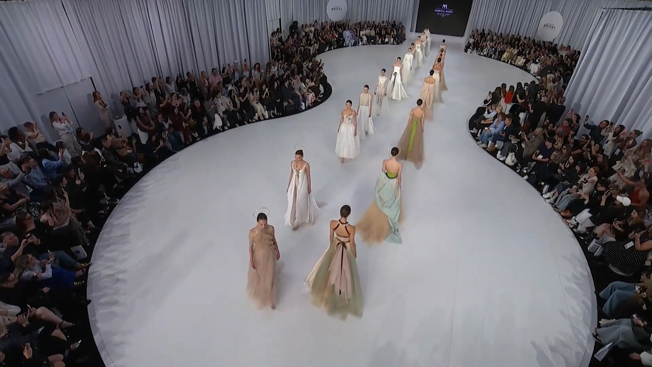 Poza pentru articolul Barcelona dă tonul nunților. Peste 900 de rochii stabilesc tendințele pentru miresele viitorului