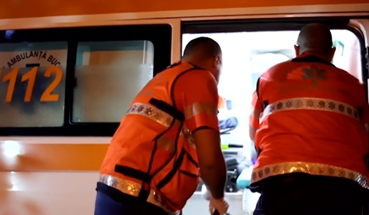 EXCLUSIV. În misiune cu ambulanța, pe tura de noapte: "Cazurile sunt diferite, nu știm la ce să ne așteptăm"