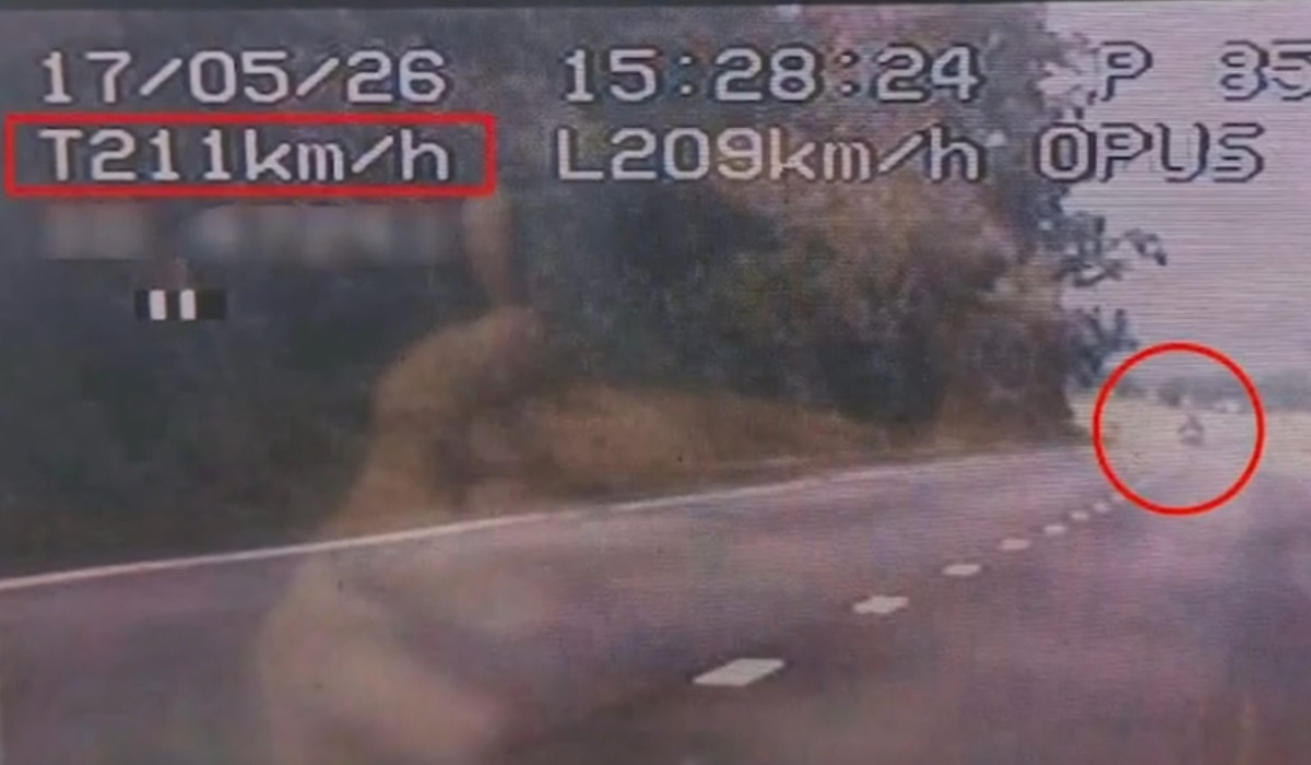 Un șofer austriac a fost prins cu 211 km/h în Mehedinți
