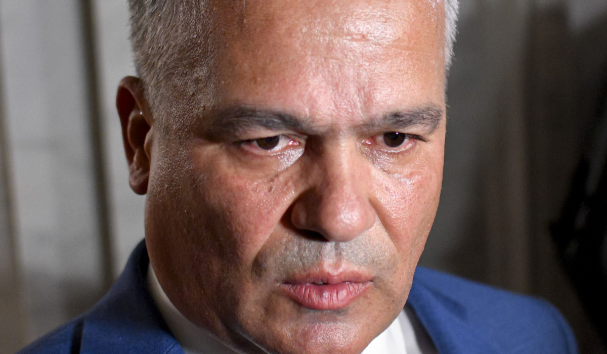 Guvernul Veștea depinde de AUR: PSD are nevoie de 40 de voturi