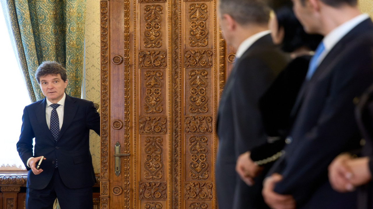 Nicușor Dan convoacă luni o nouă rundă de negocieri cu liderii PSD, PNL, USR și UDMR