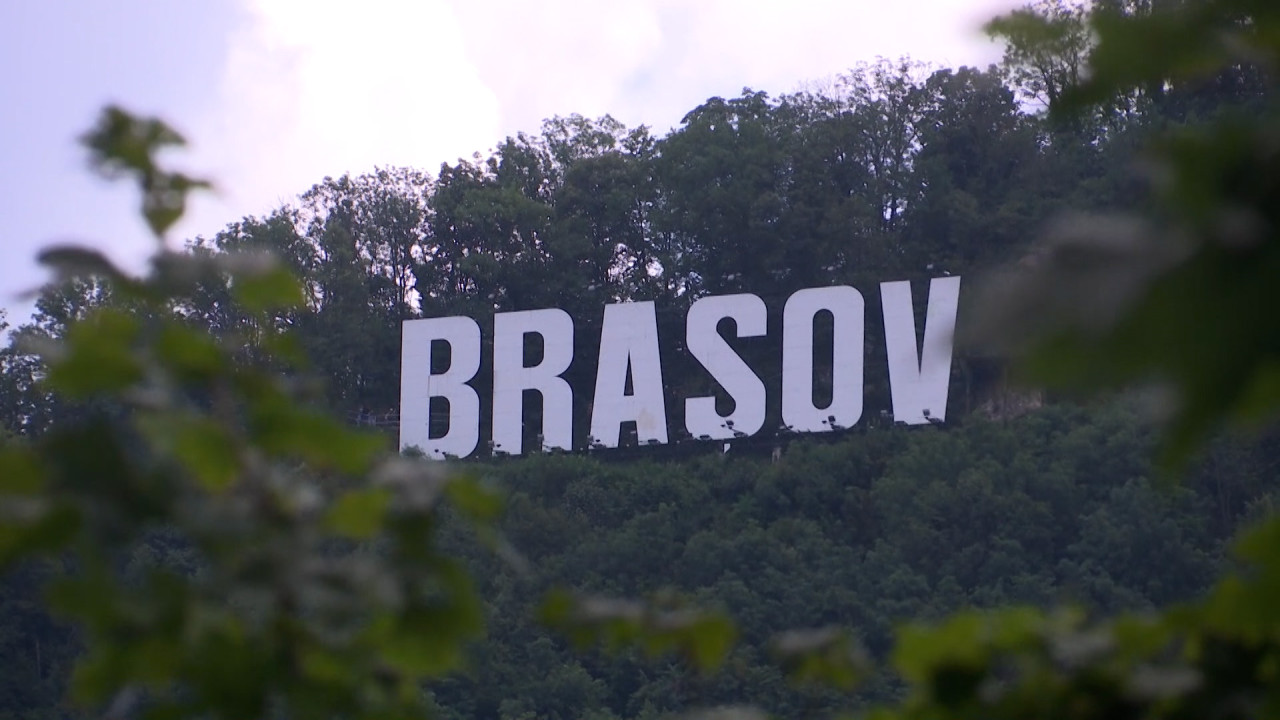 Locul din Brașov care îi lasă pe turiști cu un gust amar. Nu mai pot ajunge la punctul de belvedere