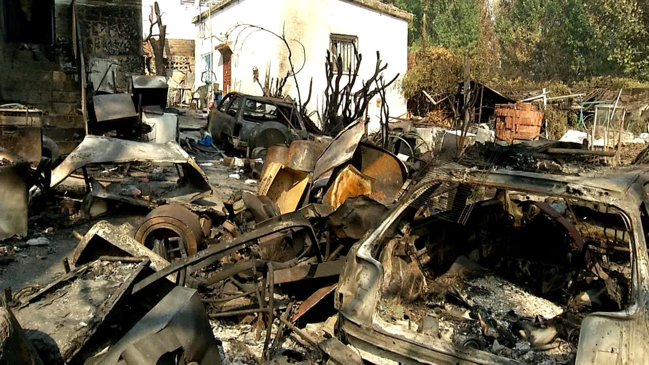 Mărturii din mijlocul incendiilor violente de vegetaţie din Europa: "Nu ştiam ce incendiu să stingem primul"