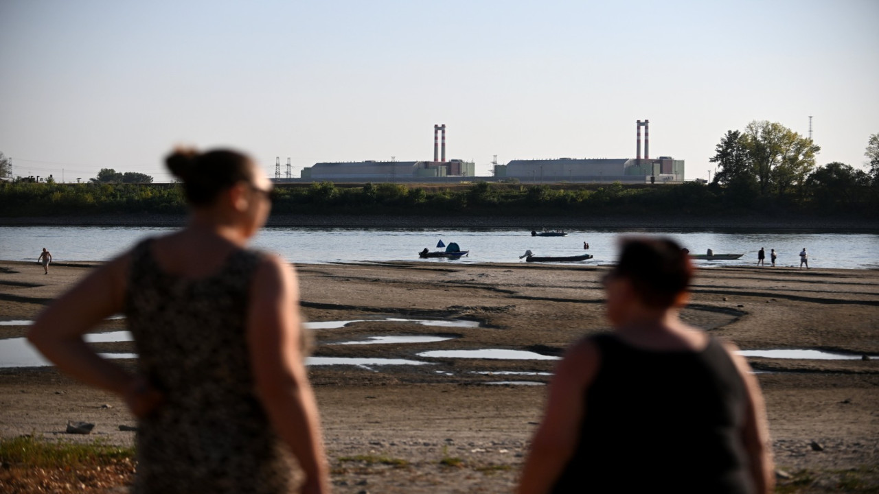 Ungaria închide Paks, singura sa centrală nucleară, din cauza nivelului scăzut al Dunării
