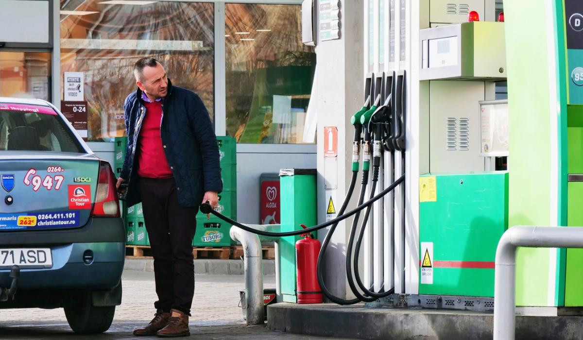Preţurile la carburanţi au crescut din nou. Cu cât plătim în plus faţă de ziua precedentă