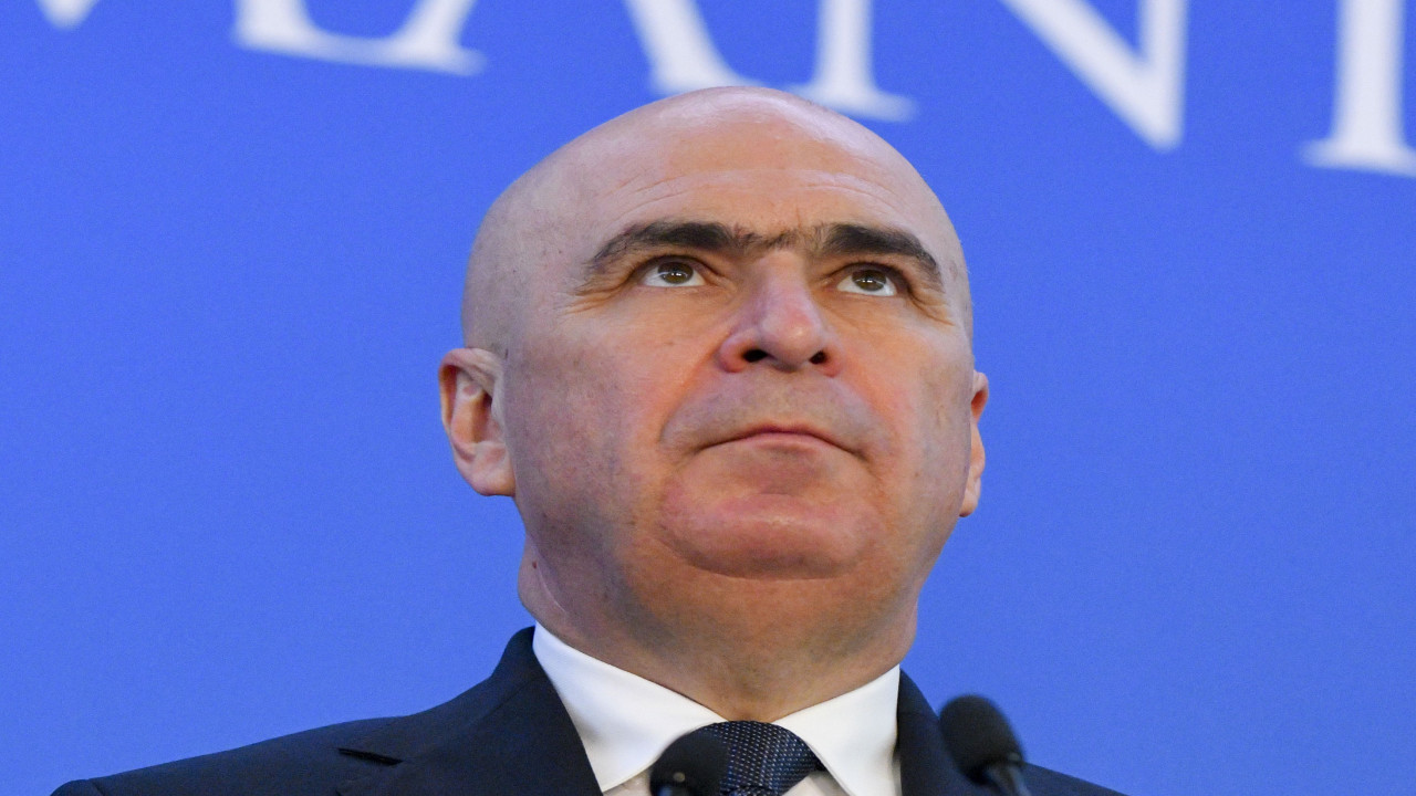 Măsuri fără precedent pentru economia de curent. Importăm masiv seara, iar prețurile vor crește din toamnă