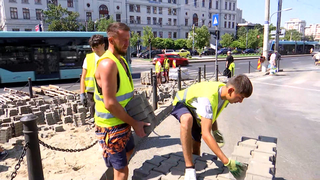 Canicula, test de rezistență pentru cei care muncesc fără aer condiționat. Ce obligații au angajatorii