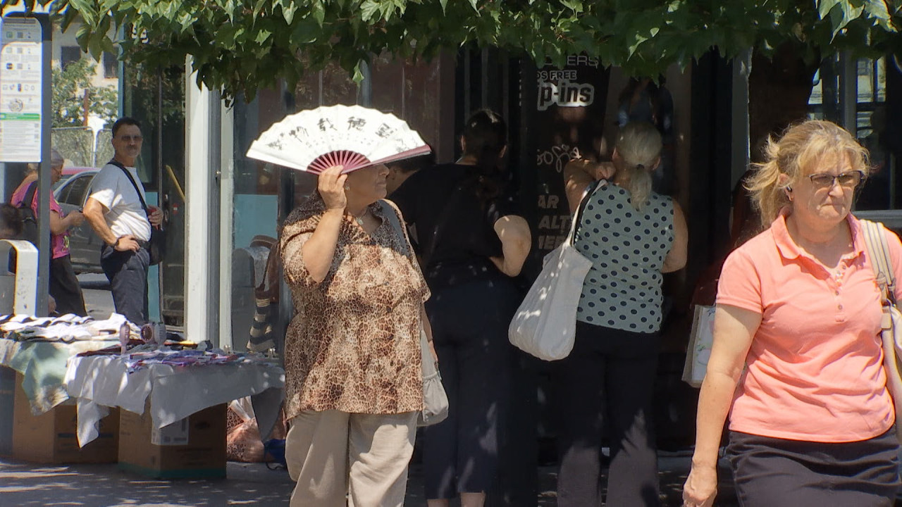 Valul de caniculă se extinde spre sud. În București, temperatura resimțită va fi de 45 de grade Celsius