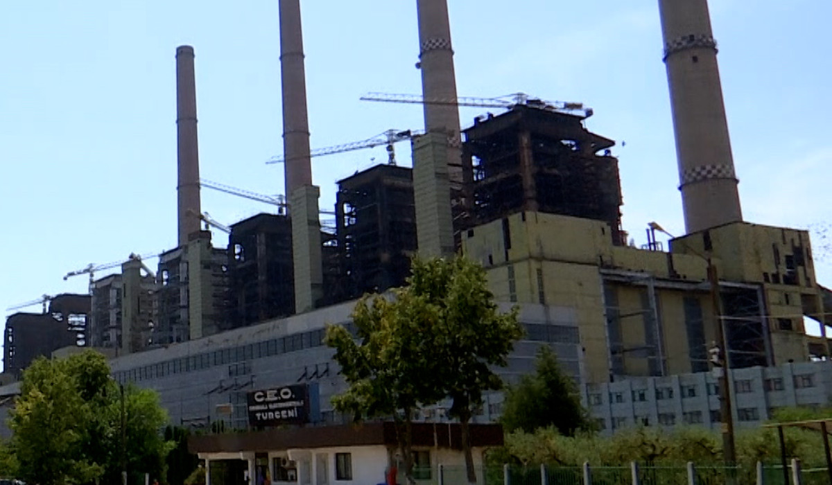 A doua criză din Energie: s-a stricat Termocentrala Turceni. Vârf de consum așteptat vineri, pe 40 de grade