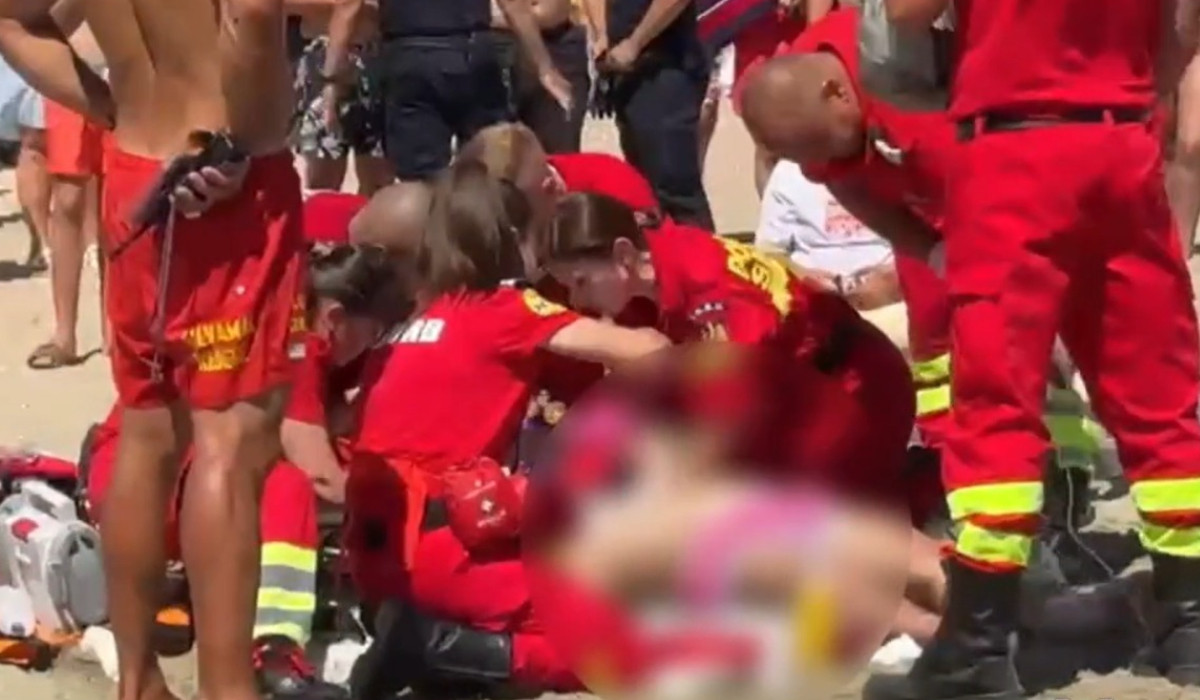 Sfârșit tragic pentru un adolescent de 15 ani. A murit înecat în mare, în zona Plajei Gaia din Constanța