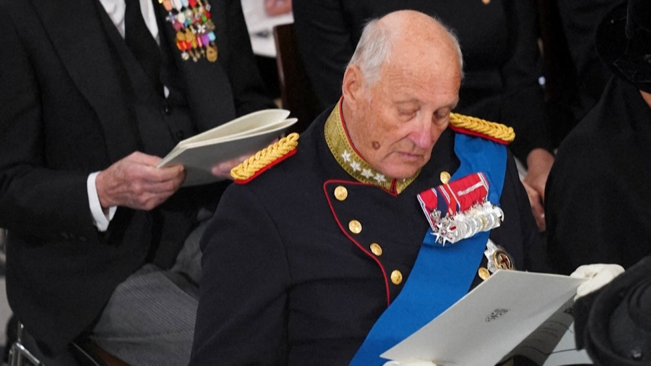 Povestea care îl leagă pe regele Harald al Norvegiei de România. Relaţia cu Familia Regală şi Regele Mihai I