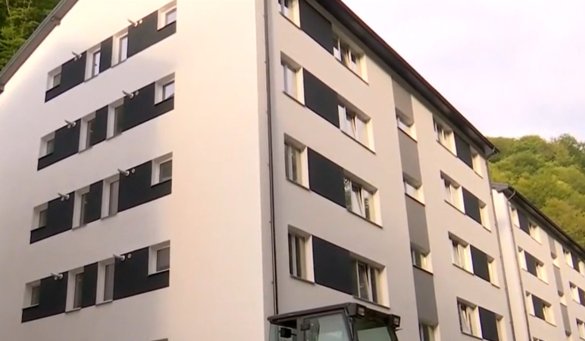 Oraşul din România unde chiria într-un apartament nou porneşte de la 15 lei. Casele vechi, lovite de cutremure