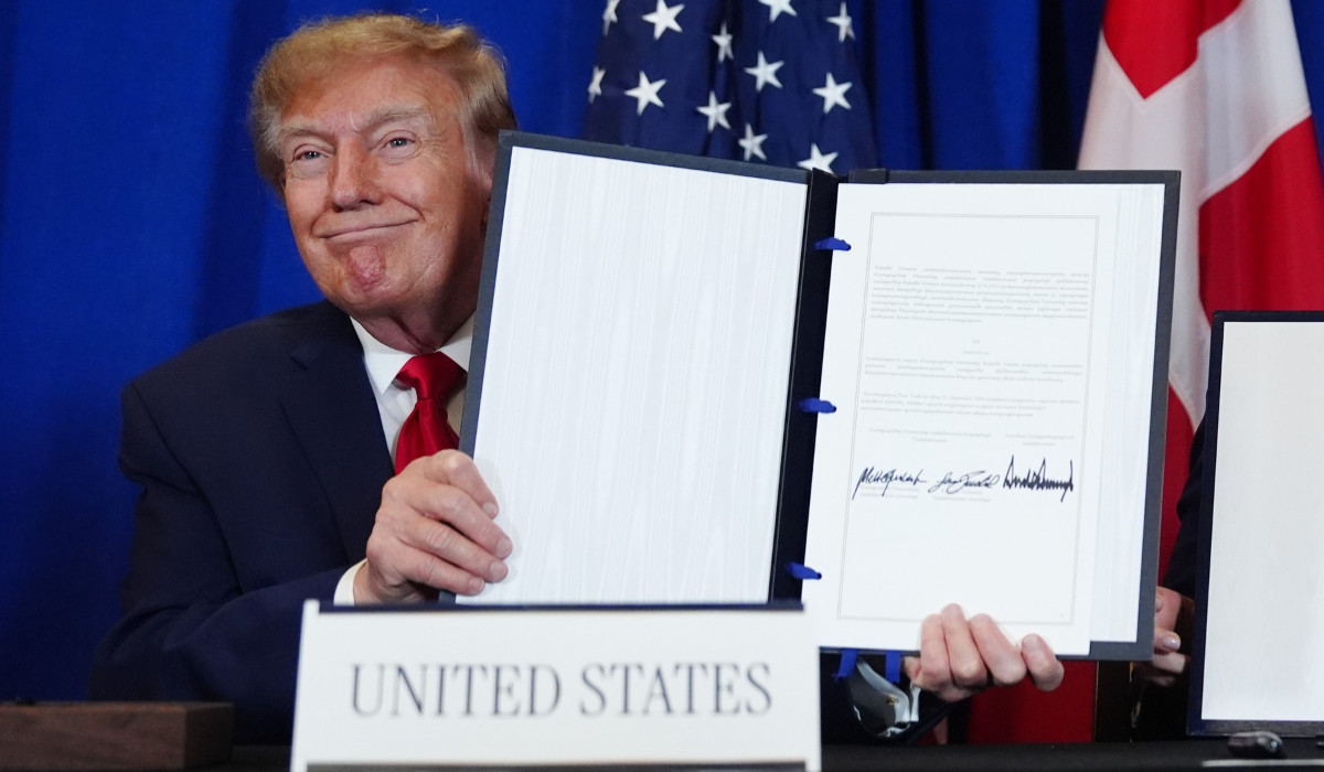 Ce a obținut Trump în Groenlanda după luni de ameninţări şi tensiuni. Detaliile acordului semnat la New York