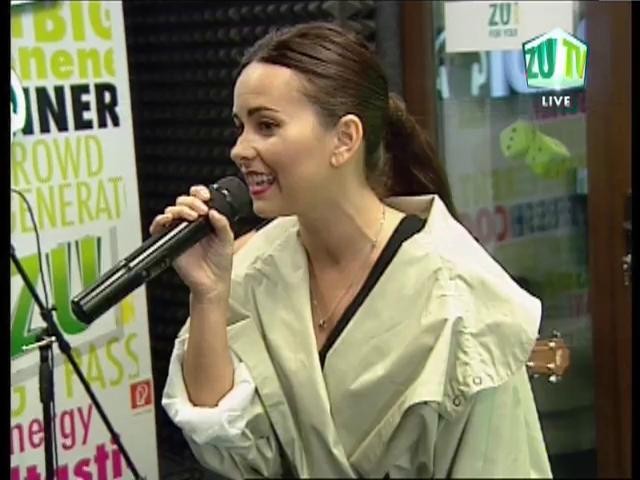 Inna - Fata din r&acirc;ndul trei (LIVE @MorningZU)